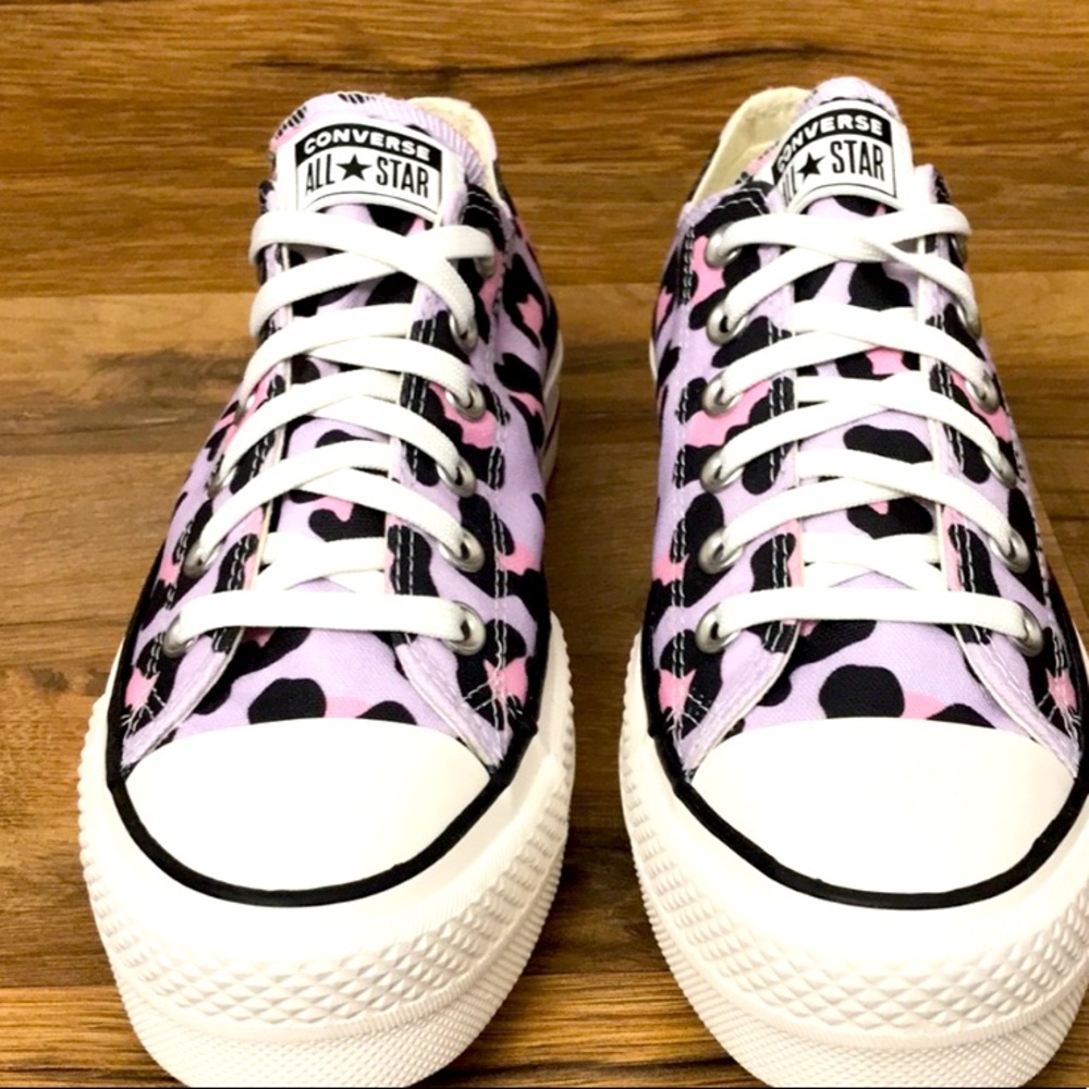 Cheetah converse